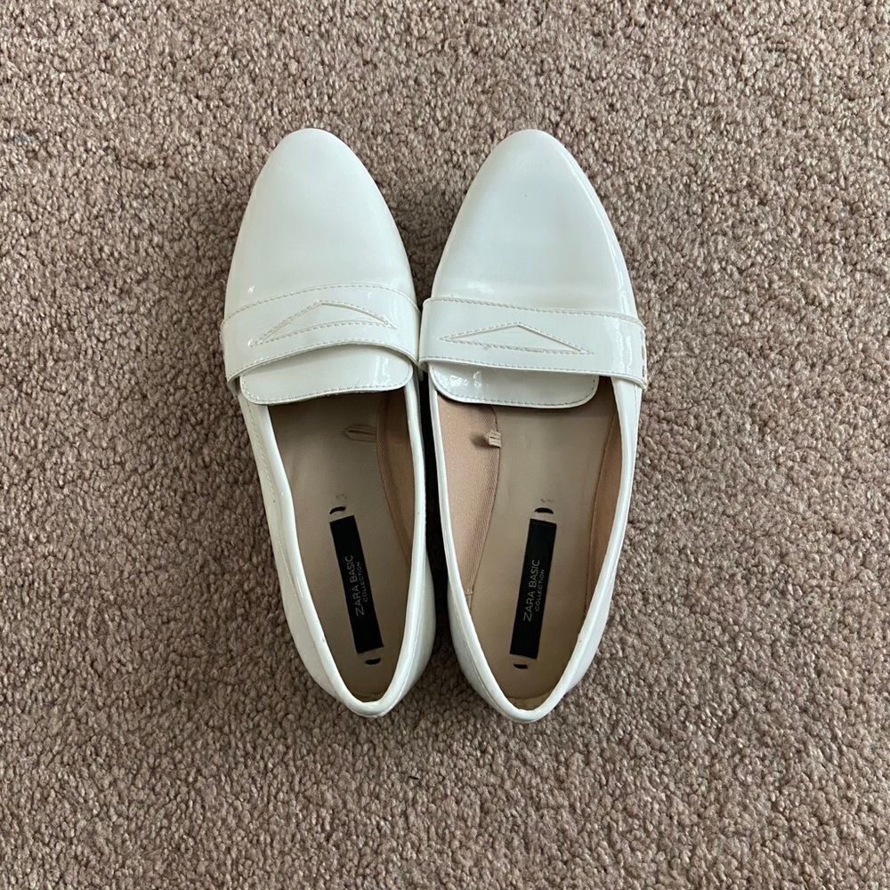 Zara White Glossy Pointy Flats